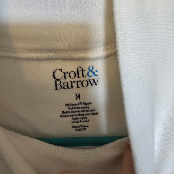3/$15 Croft & Barrow Colorblock Mockneck Long Sleeve Shirt Size Medium - Picture 2 of 5